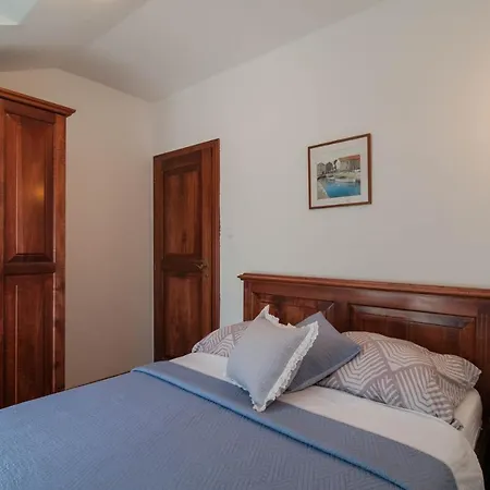 Holiday home House For Rent Nikoletta Postira