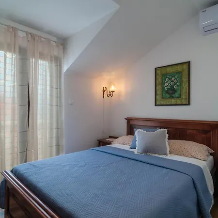 Holiday home House For Rent Nikoletta Postira